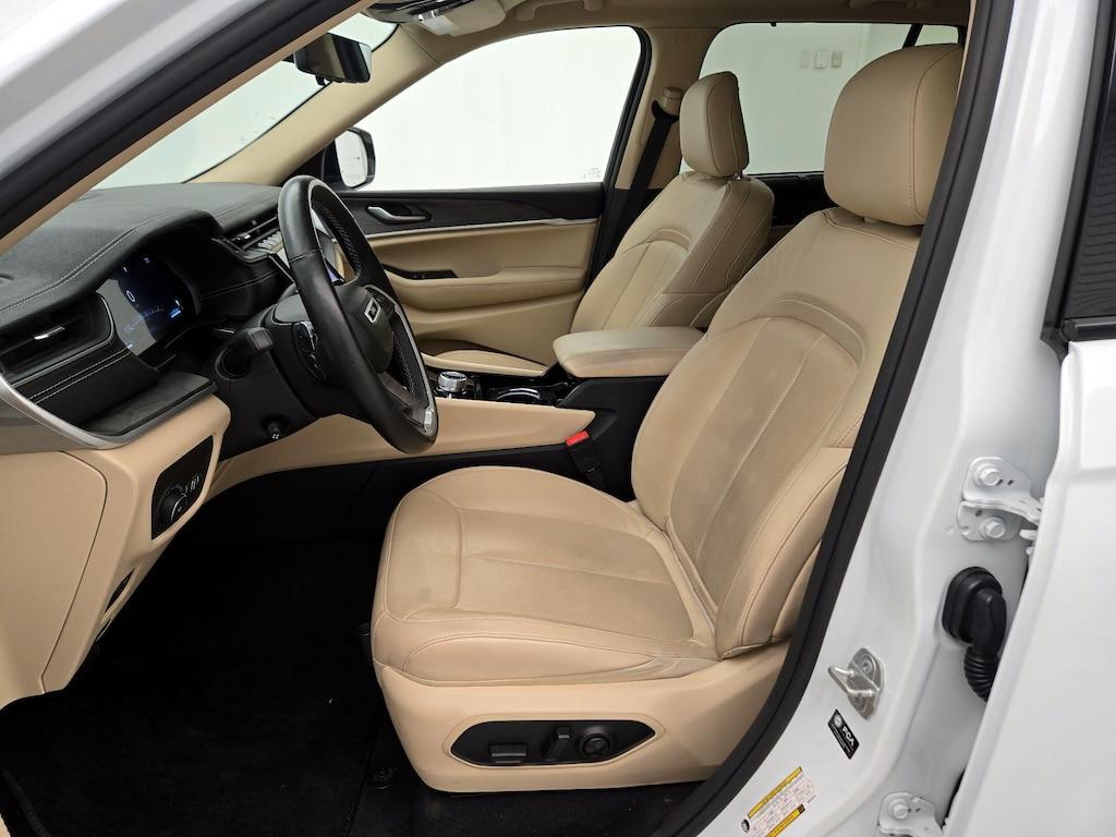 used 2022 Jeep Grand Cherokee car, priced at $33,998