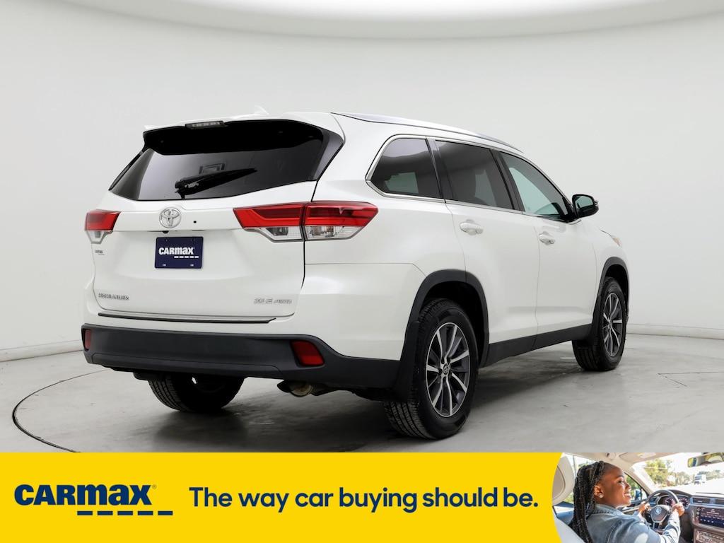 used 2019 Toyota Highlander car, priced at $30,998