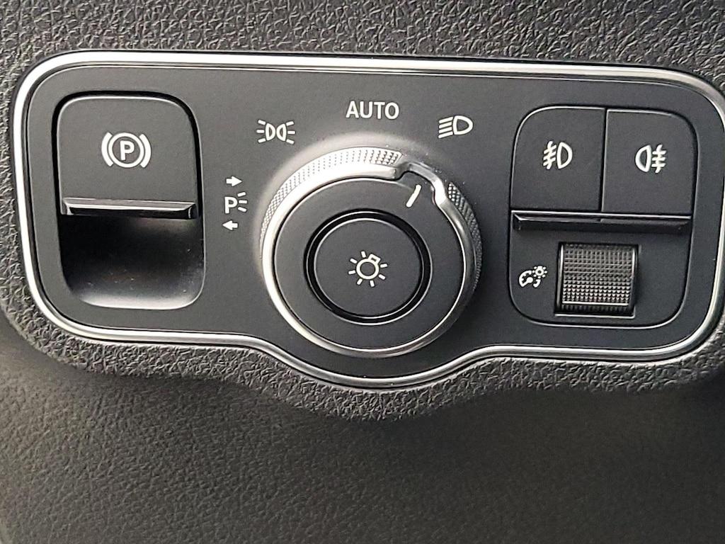 used 2022 Mercedes-Benz GLB 250 car, priced at $36,998