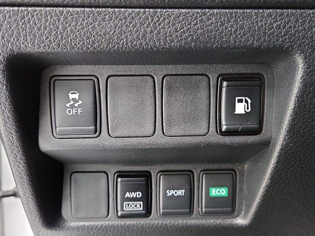 used 2018 Nissan Rogue car, priced at $13,998