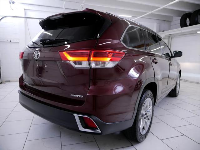 used 2019 Toyota Highlander car, priced at $26,850