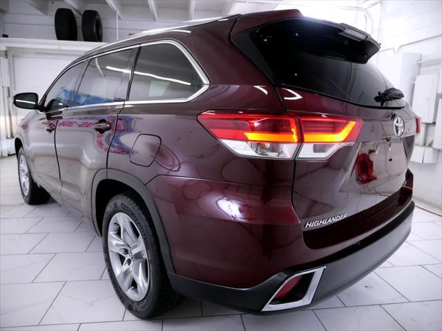 used 2019 Toyota Highlander car, priced at $26,850