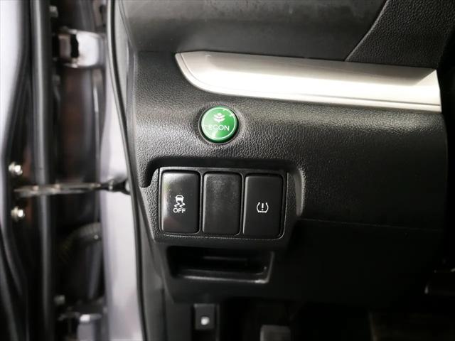 used 2016 Honda CR-V car, priced at $15,825