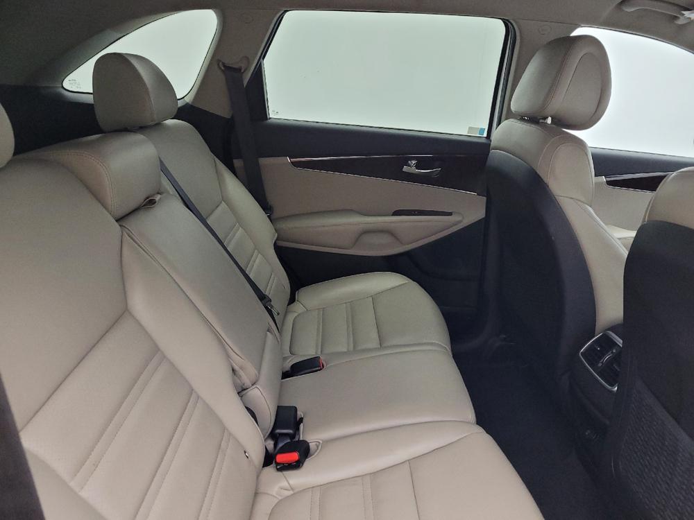 used 2016 Kia Sorento car, priced at $15,895