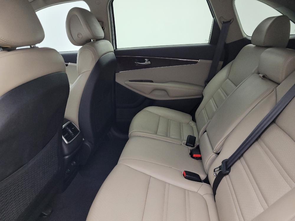 used 2016 Kia Sorento car, priced at $15,895