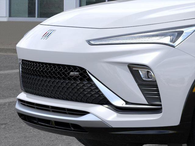 new 2025 Buick Envista car, priced at $28,660