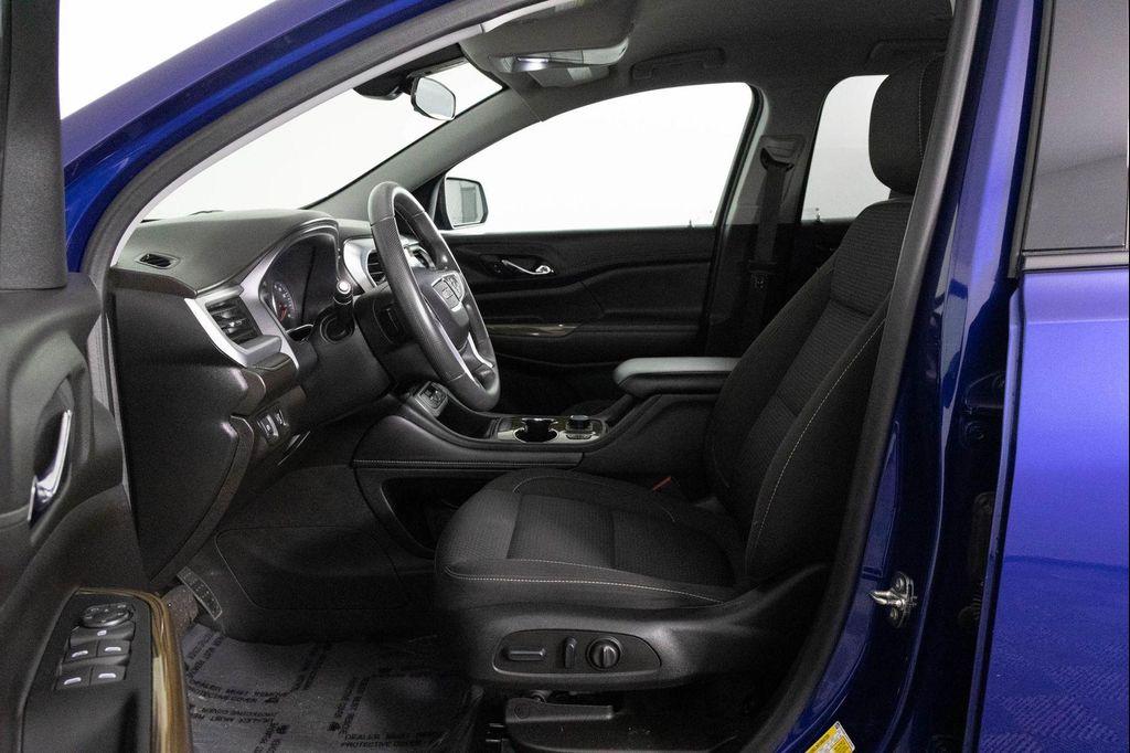 used 2023 GMC Acadia car, priced at $26,977