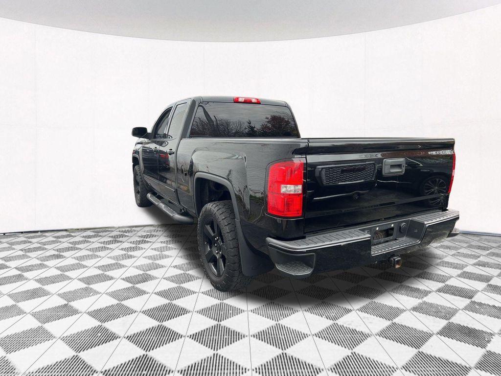 used 2018 GMC Sierra 1500 car, priced at $16,000