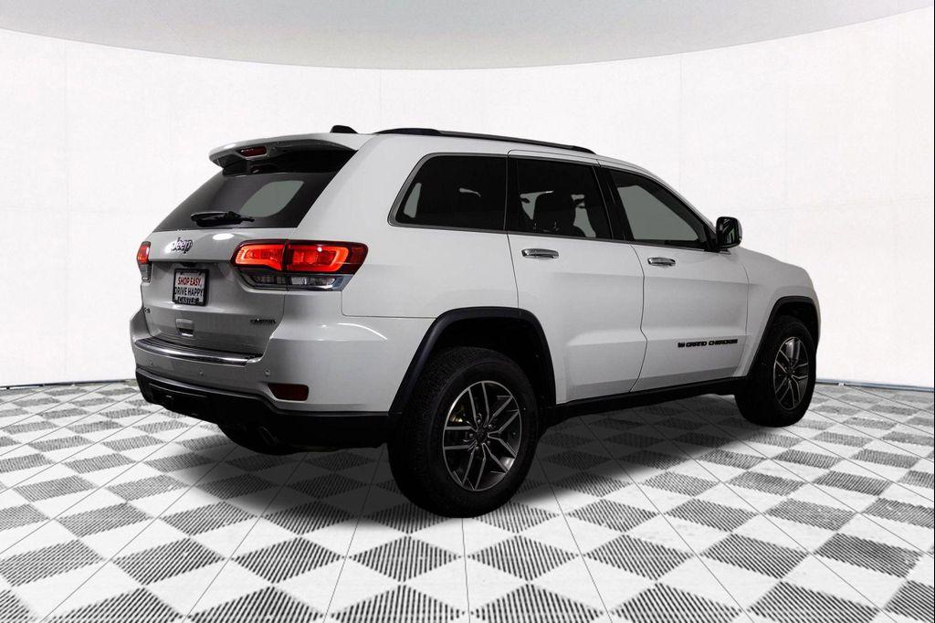 used 2022 Jeep Grand Cherokee car, priced at $28,777