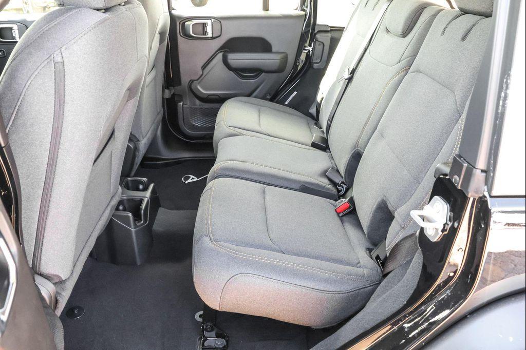 new 2025 Jeep Wrangler car, priced at $37,945