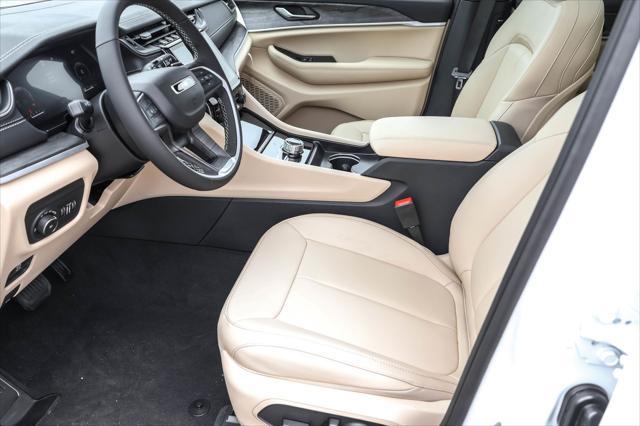 new 2025 Jeep Grand Cherokee L car, priced at $45,734
