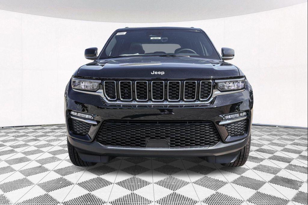 new 2025 Jeep Grand Cherokee car, priced at $42,694