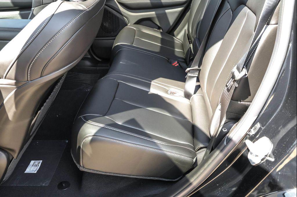 new 2025 Jeep Grand Cherokee car, priced at $42,694