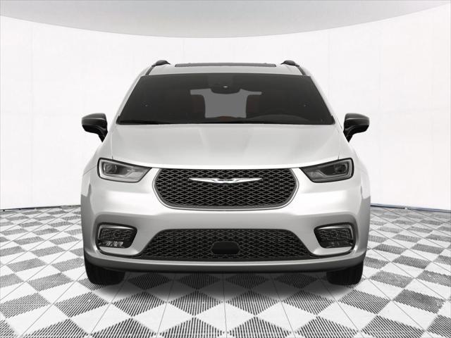 new 2025 Chrysler Pacifica car, priced at $45,411