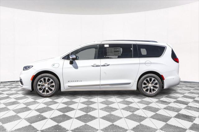 new 2025 Chrysler Pacifica car, priced at $44,472