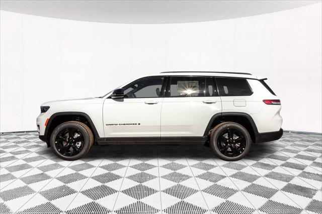 new 2024 Jeep Grand Cherokee L car, priced at $44,477