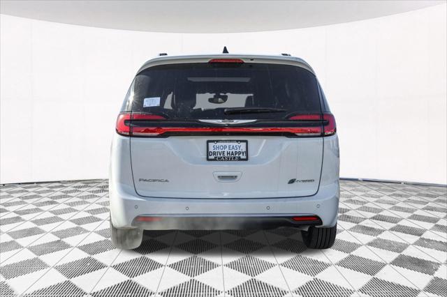 new 2025 Chrysler Pacifica Hybrid car, priced at $44,980