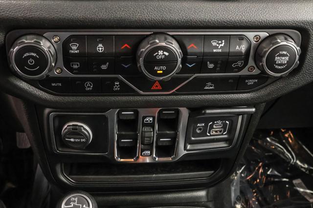 new 2025 Jeep Wrangler car, priced at $42,233