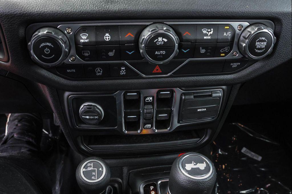new 2025 Jeep Wrangler car, priced at $56,219