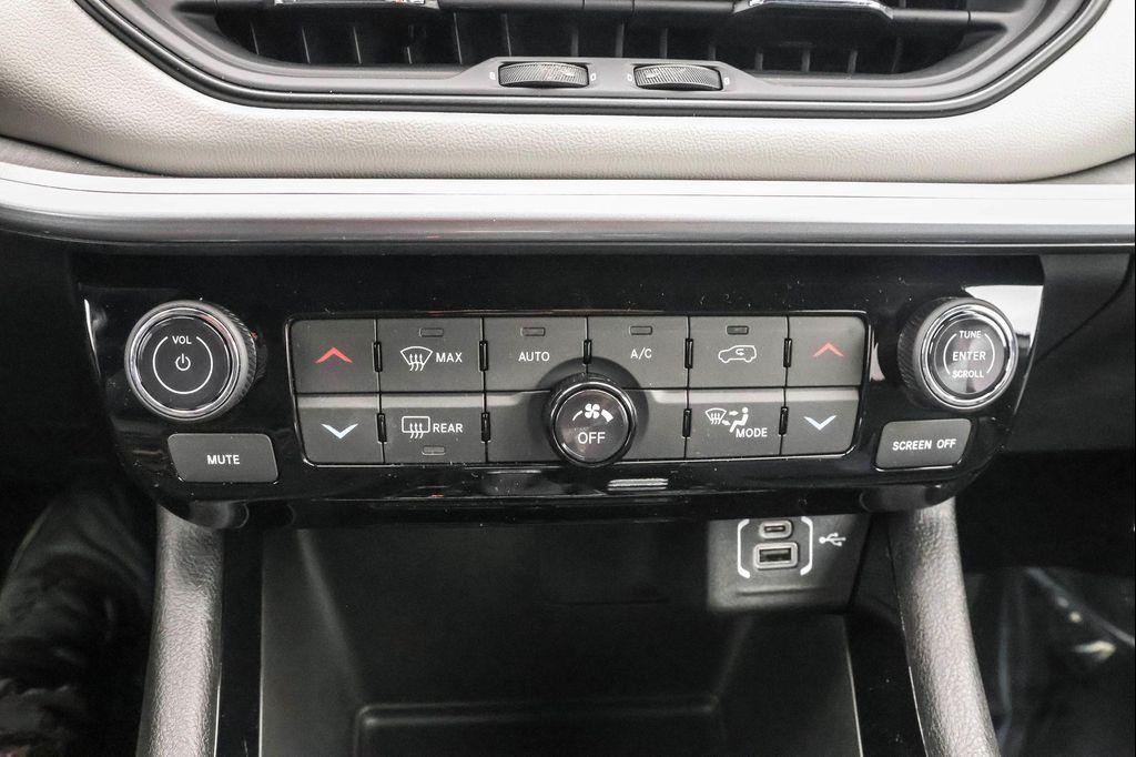 new 2025 Jeep Compass car, priced at $26,963