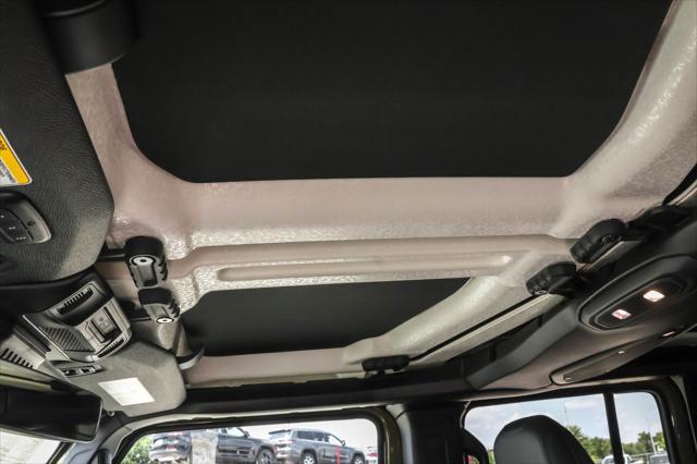 new 2025 Jeep Gladiator car, priced at $53,475
