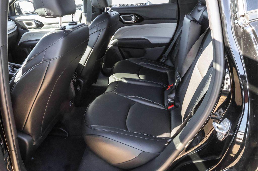 new 2026 Jeep Compass car, priced at $32,111