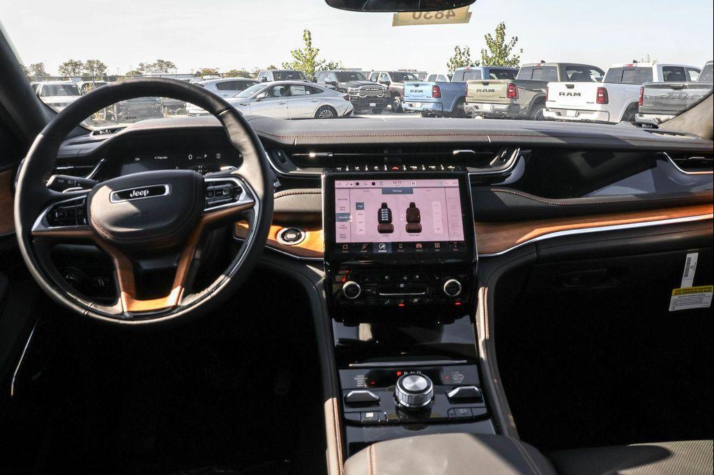 new 2025 Jeep Grand Cherokee L car, priced at $57,020