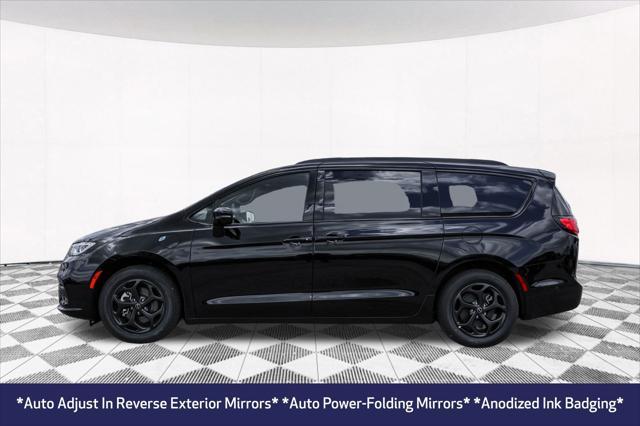 new 2025 Chrysler Pacifica Hybrid car, priced at $42,890