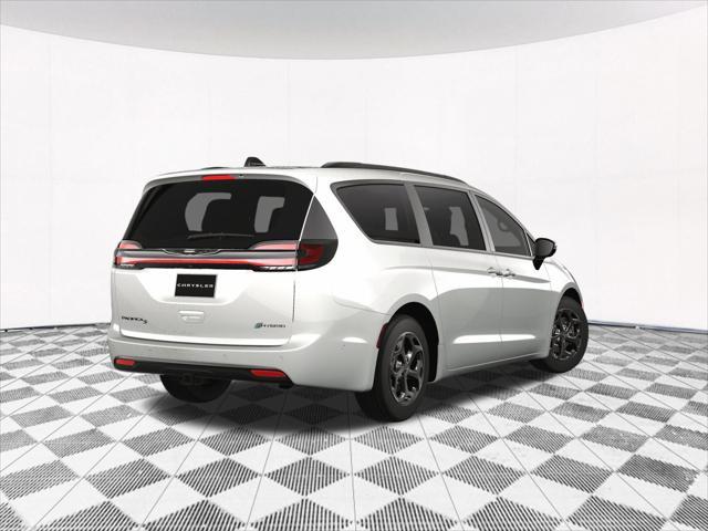 new 2025 Chrysler Pacifica Hybrid car, priced at $44,414