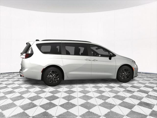 new 2025 Chrysler Pacifica Hybrid car, priced at $44,414