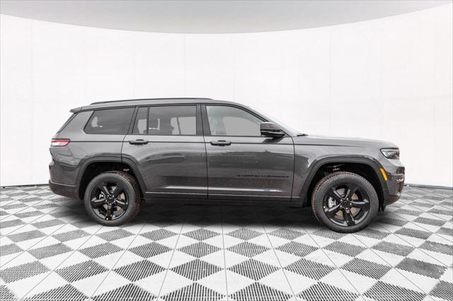 new 2024 Jeep Grand Cherokee L car, priced at $48,286