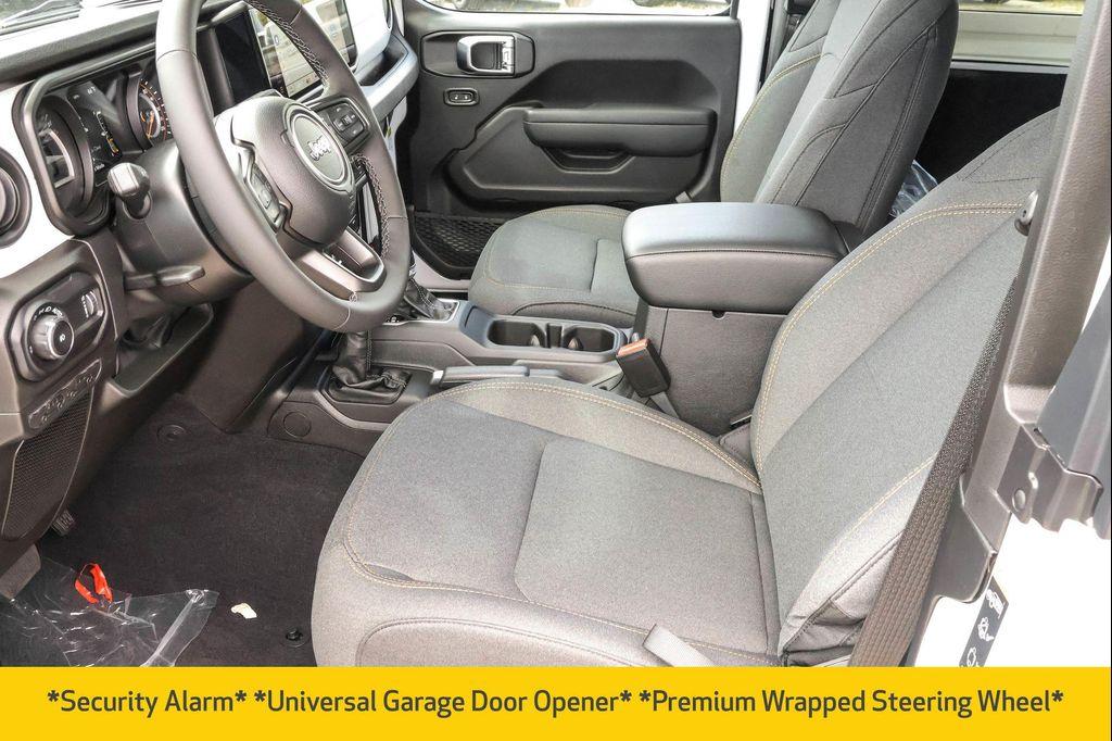 new 2025 Jeep Wrangler car, priced at $37,456