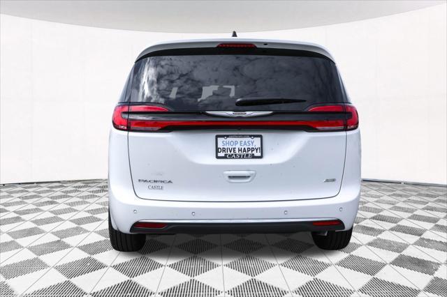 new 2025 Chrysler Pacifica car, priced at $44,753