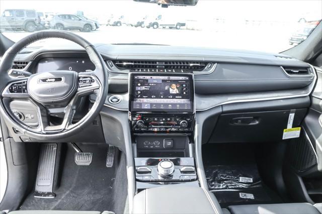 new 2025 Jeep Grand Cherokee car, priced at $61,948