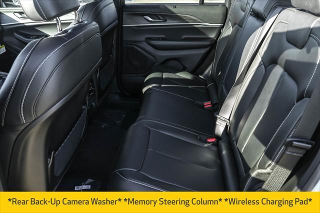new 2025 Jeep Grand Cherokee car, priced at $47,931