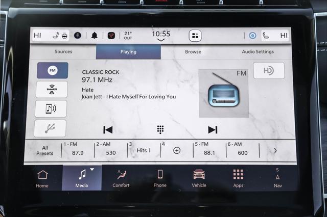 new 2025 Jeep Grand Cherokee car, priced at $49,795