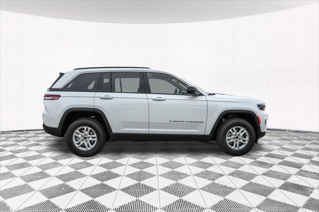 new 2025 Jeep Grand Cherokee car, priced at $39,809