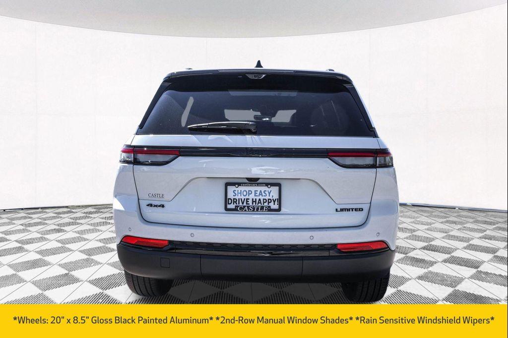 new 2025 Jeep Grand Cherokee car, priced at $47,390