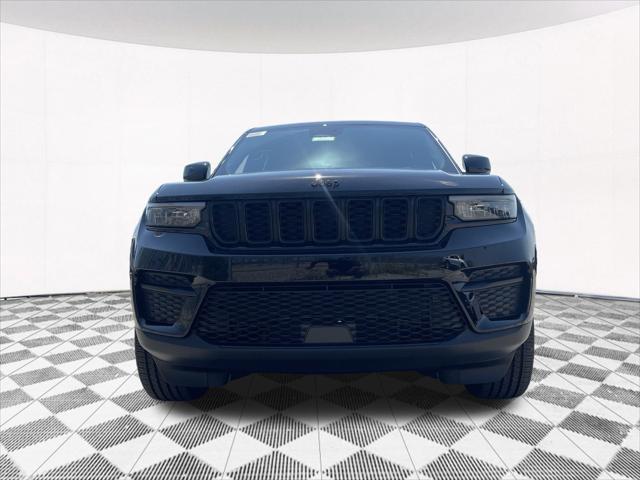 new 2024 Jeep Grand Cherokee car, priced at $40,283