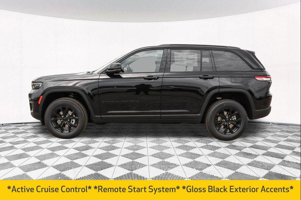 new 2025 Jeep Grand Cherokee car, priced at $38,730