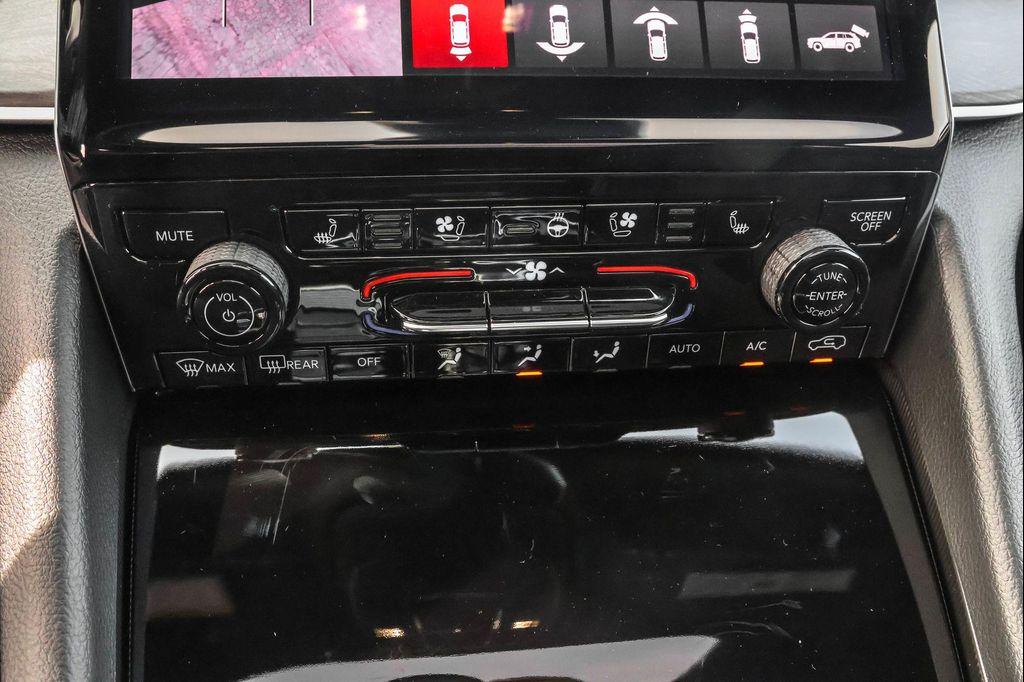 new 2025 Jeep Grand Cherokee car, priced at $47,599
