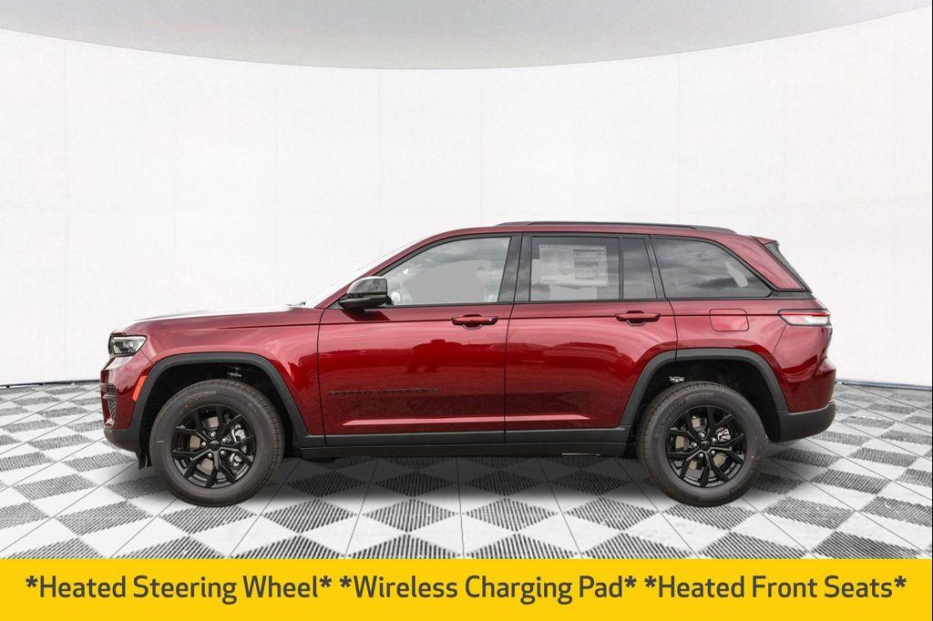 new 2025 Jeep Grand Cherokee car, priced at $37,022