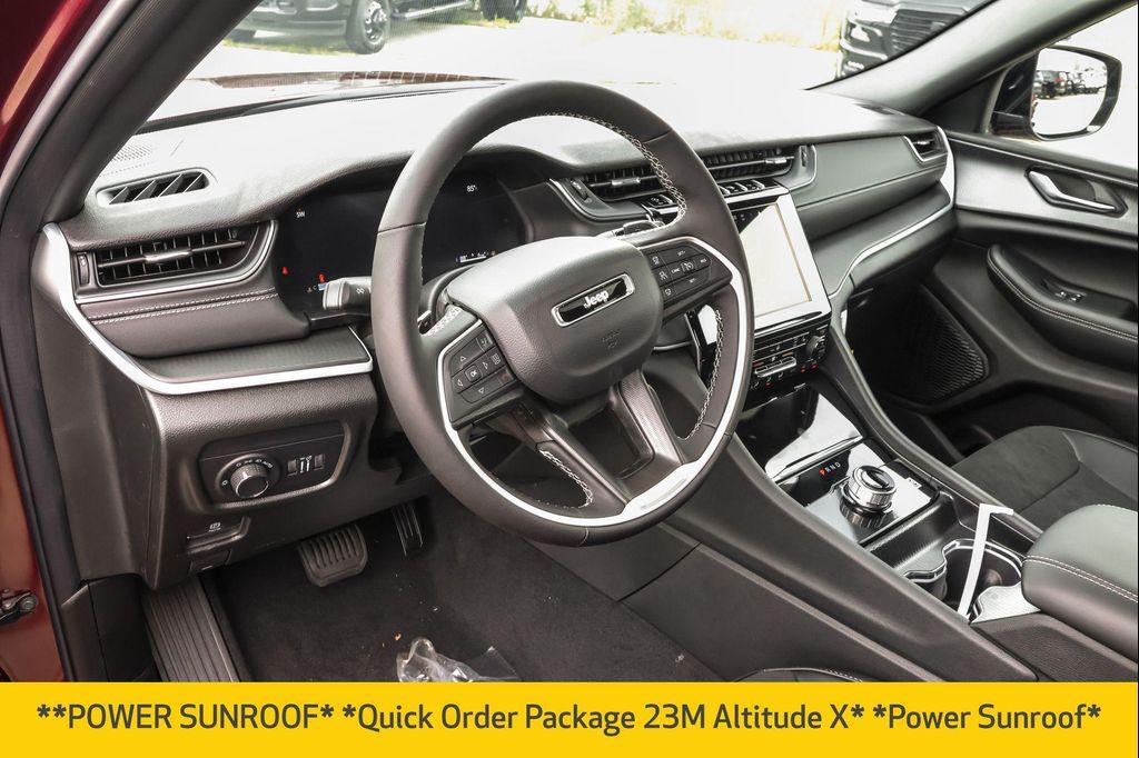 new 2025 Jeep Grand Cherokee car, priced at $37,022