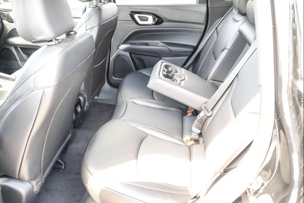 new 2025 Jeep Compass car, priced at $27,958