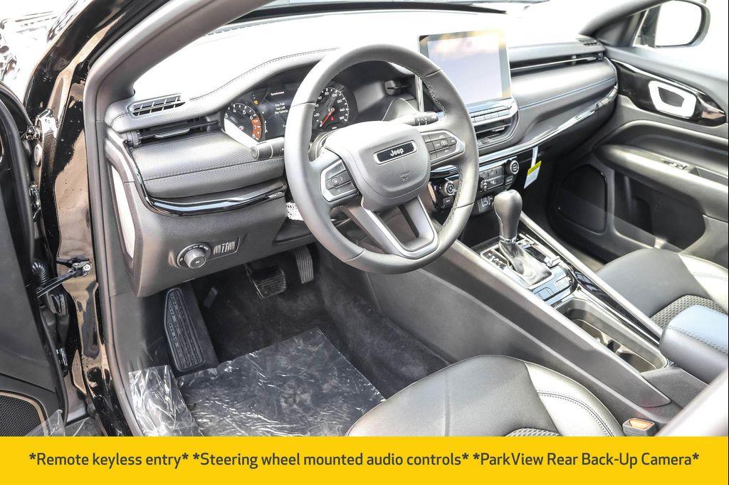 new 2025 Jeep Compass car, priced at $27,958