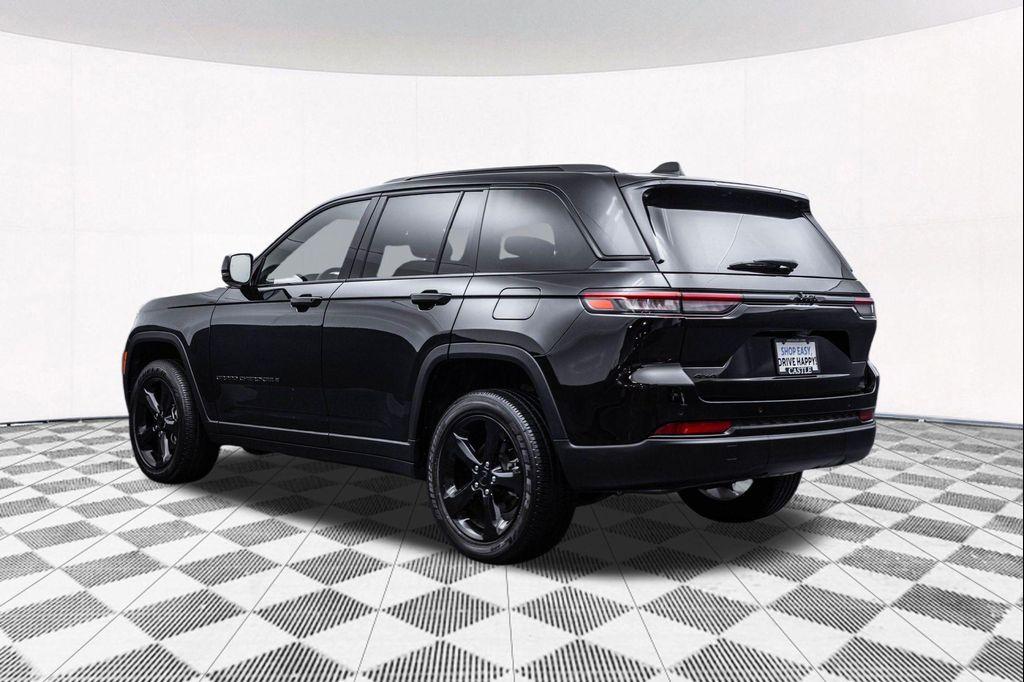 used 2023 Jeep Grand Cherokee car, priced at $37,977