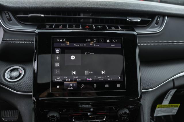 new 2025 Jeep Grand Cherokee car, priced at $41,066