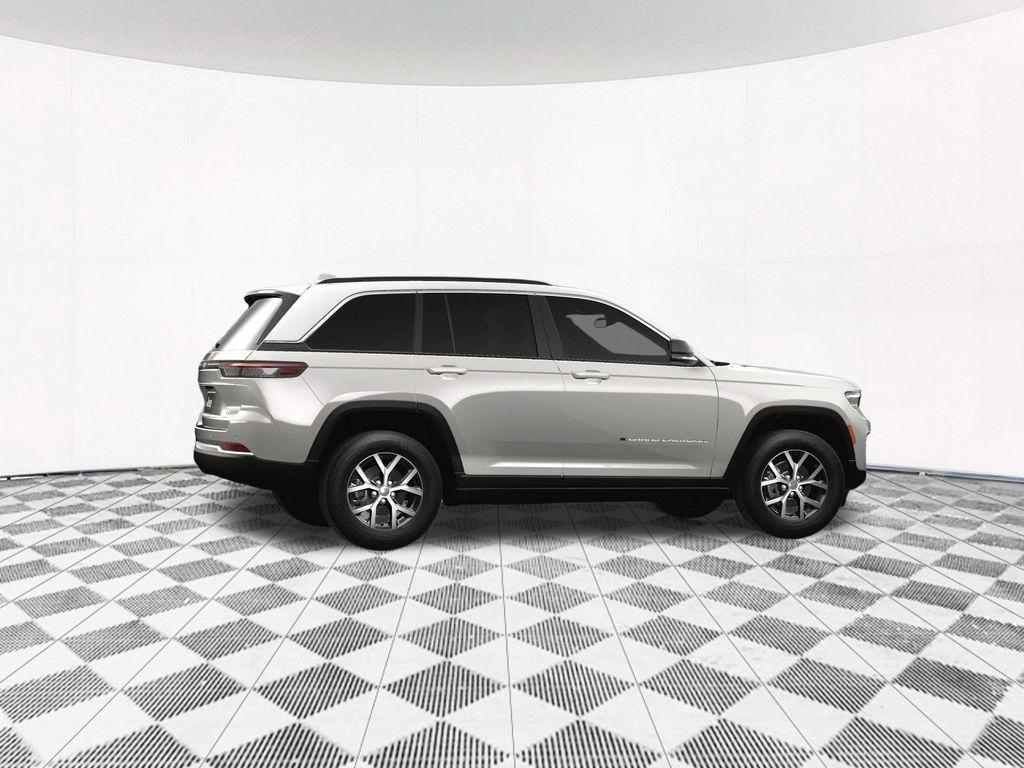 new 2025 Jeep Grand Cherokee car, priced at $45,260