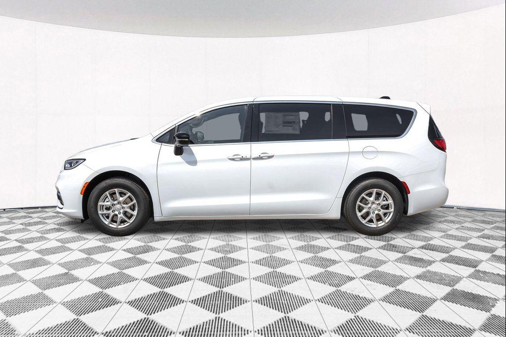 new 2026 Chrysler Pacifica car, priced at $38,288