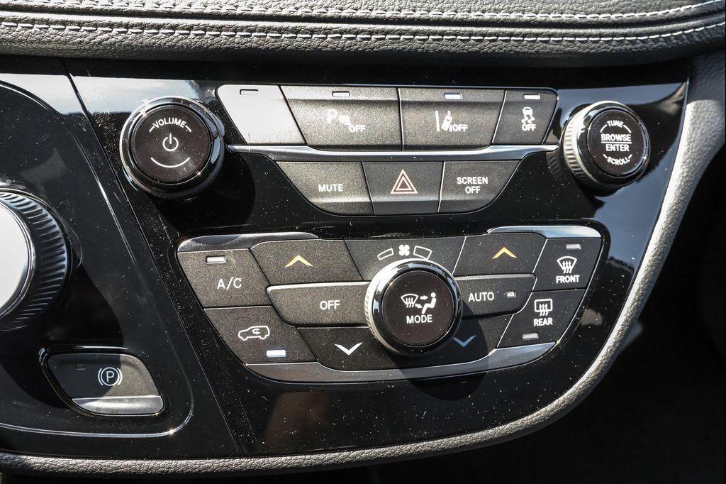 new 2026 Chrysler Pacifica car, priced at $38,288